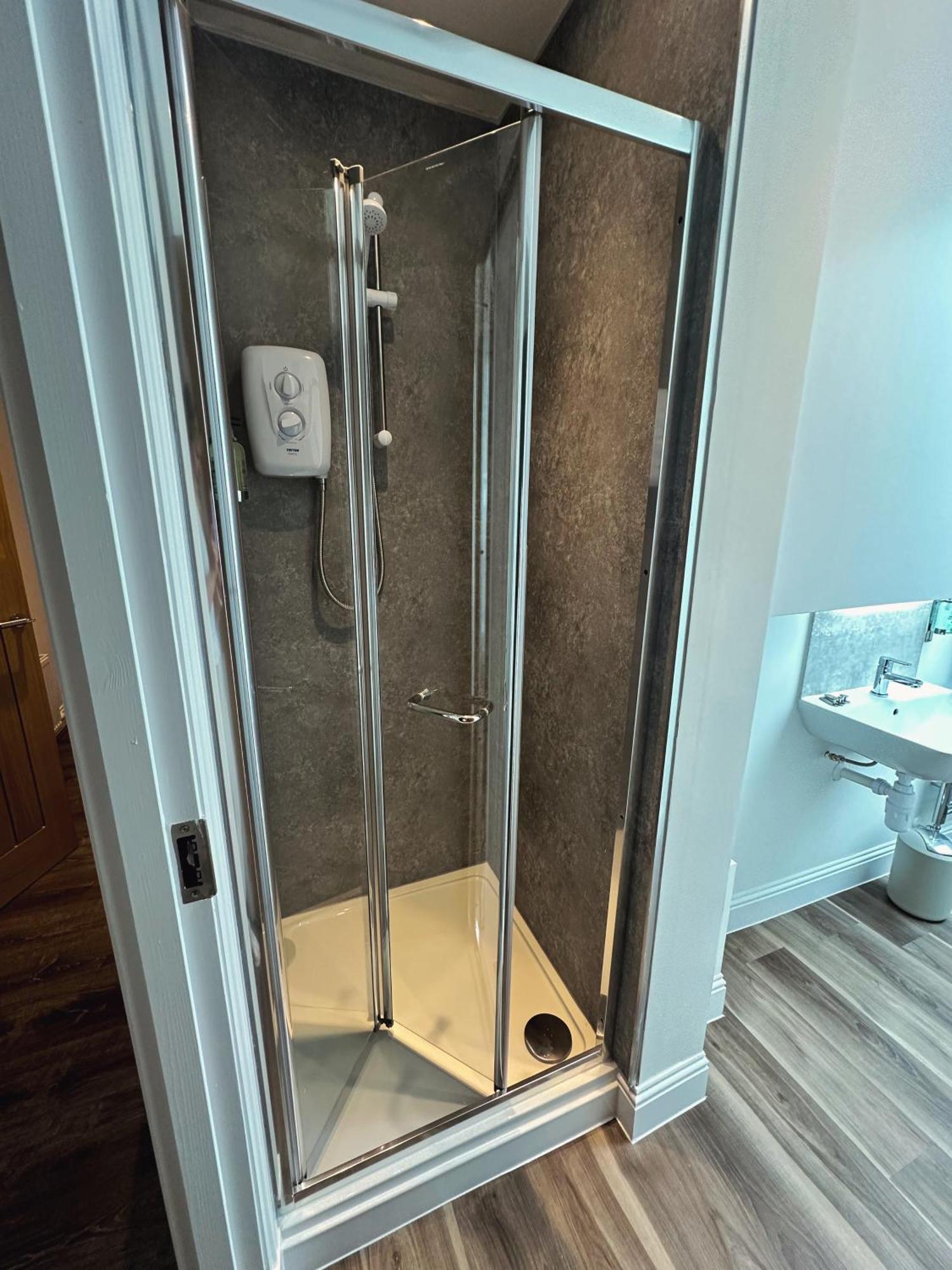 Barnet House Serviced Apartments ดันเฟิร์มลิน ภายนอก รูปภาพ
