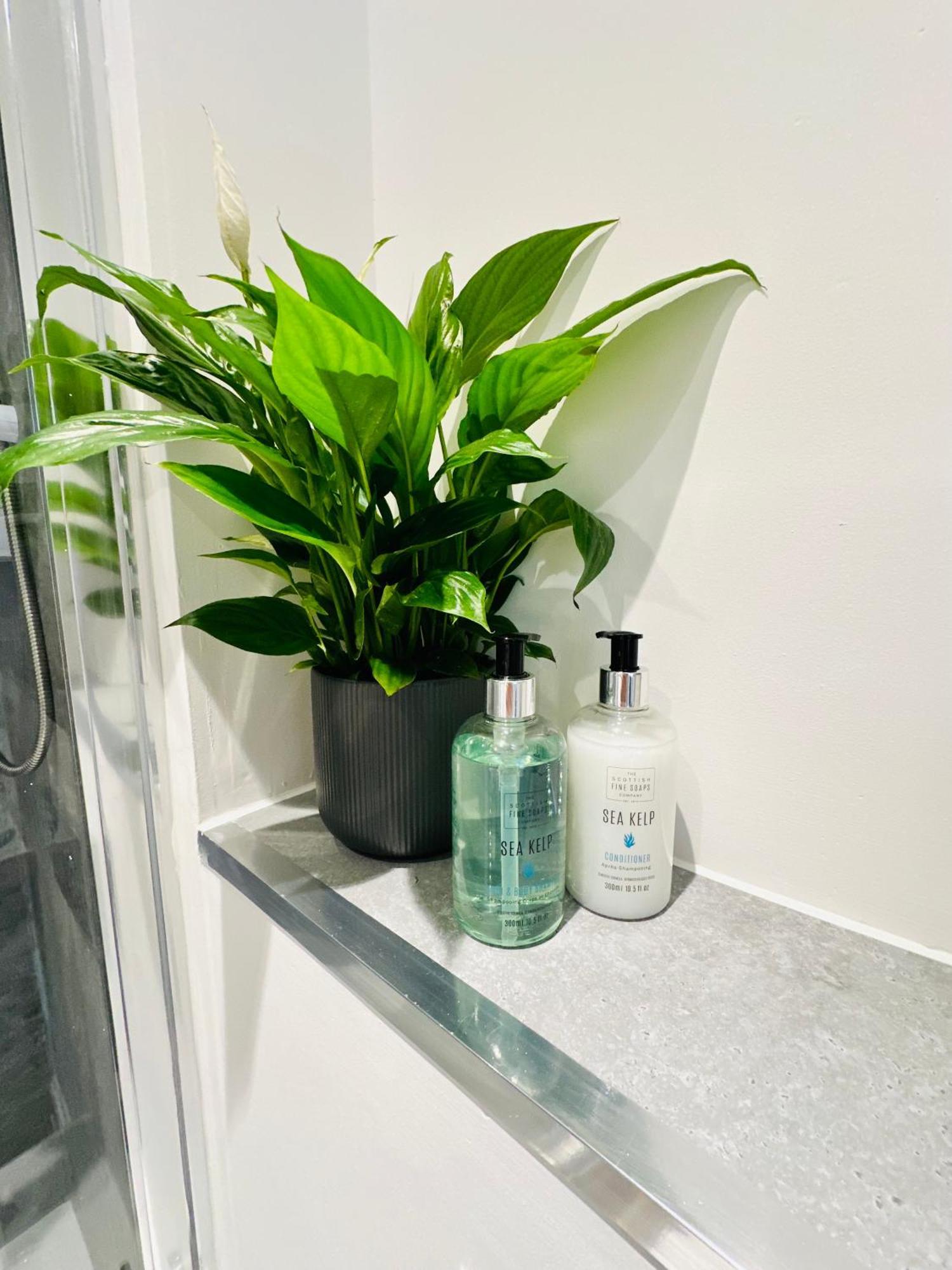Barnet House Serviced Apartments ดันเฟิร์มลิน ภายนอก รูปภาพ