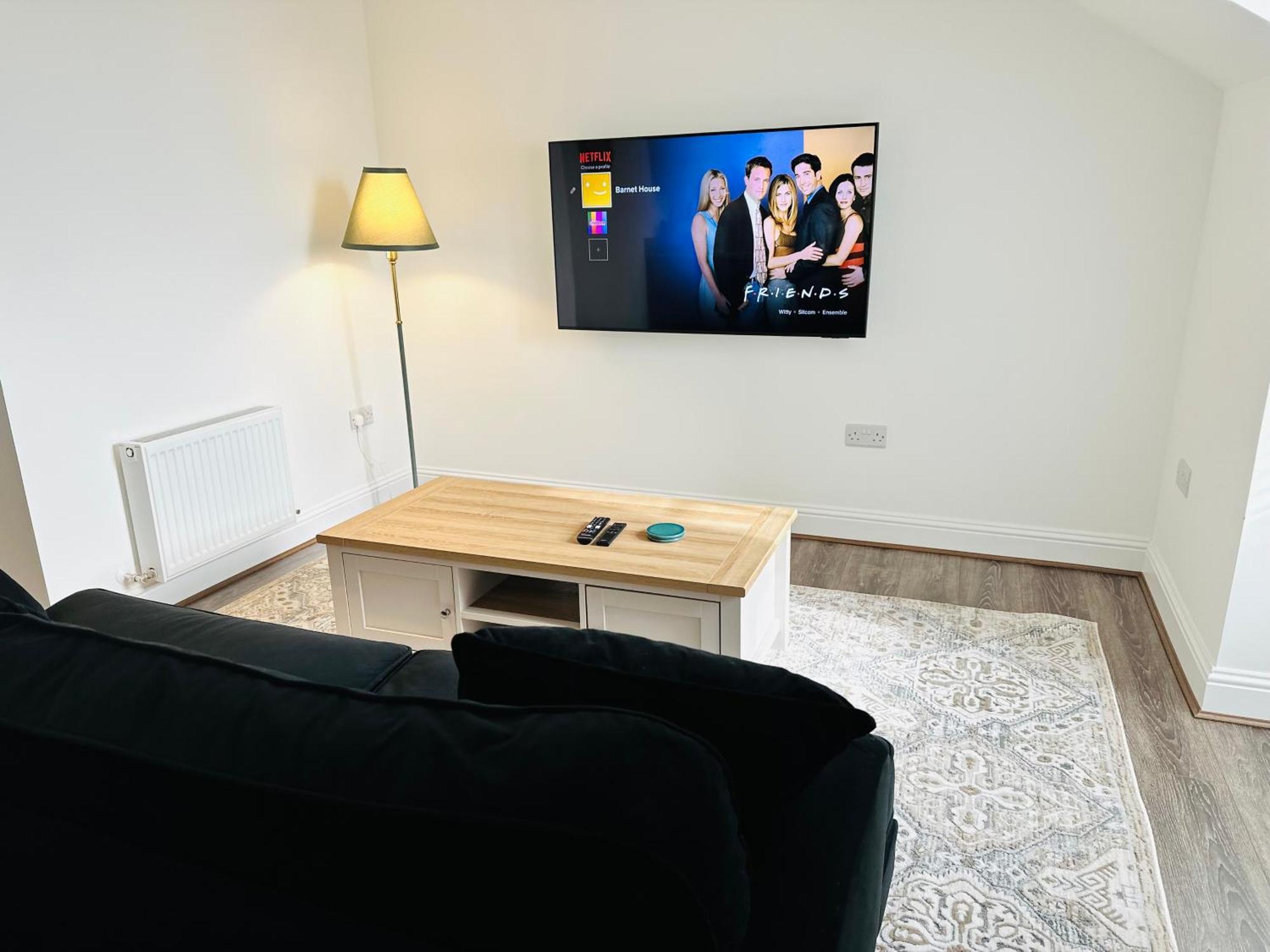 Barnet House Serviced Apartments ดันเฟิร์มลิน ภายนอก รูปภาพ