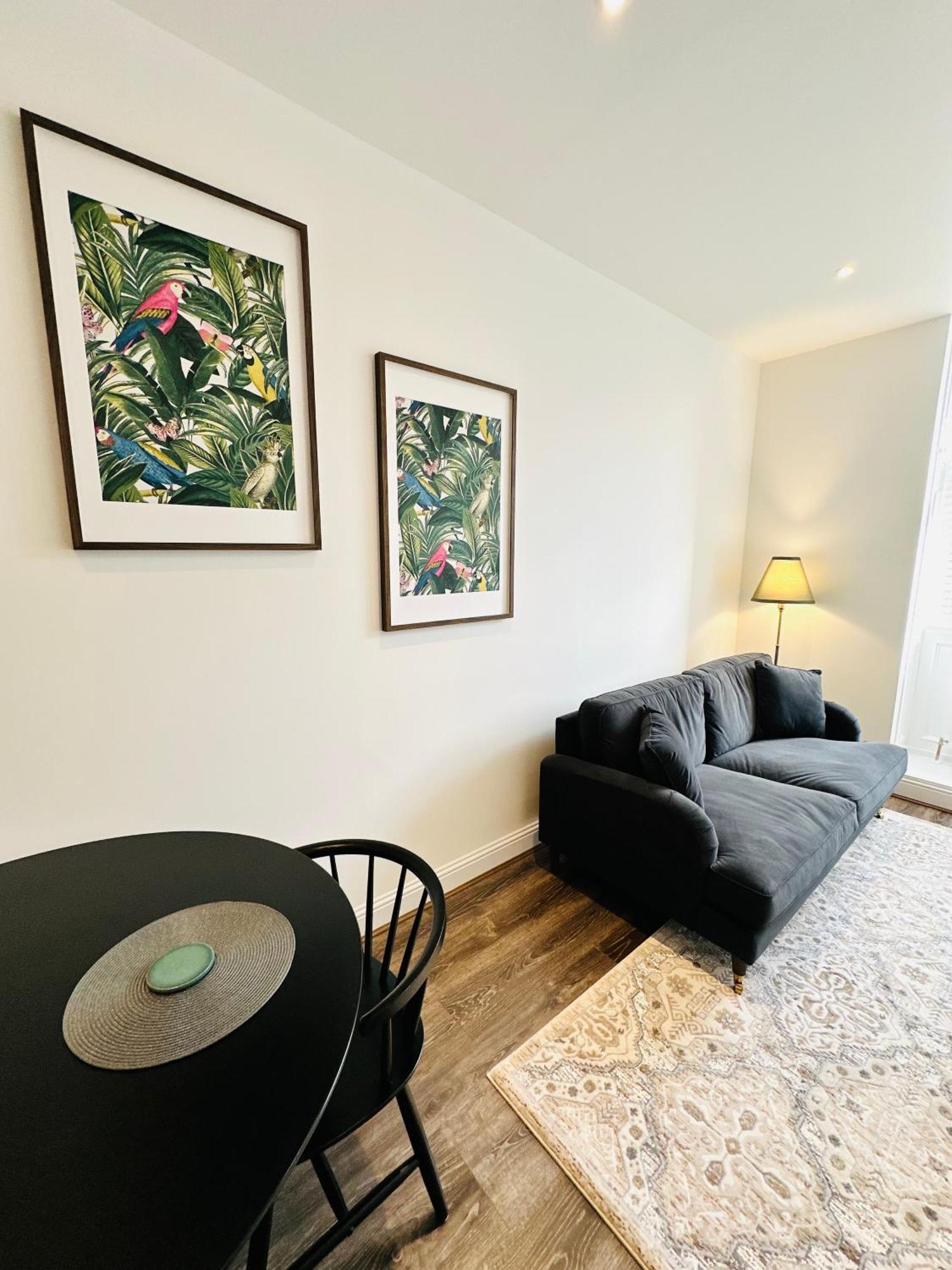 Barnet House Serviced Apartments ดันเฟิร์มลิน ภายนอก รูปภาพ