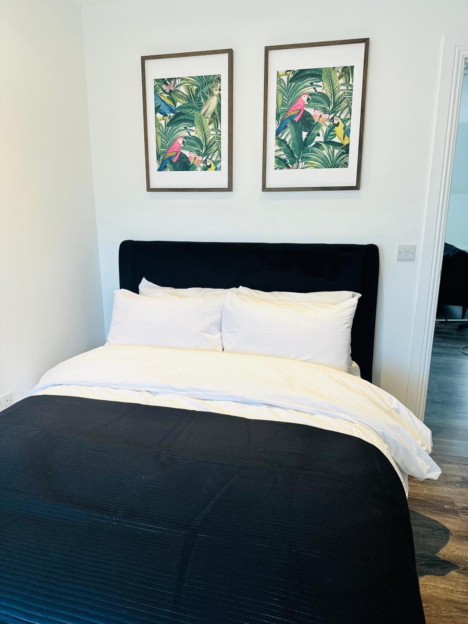 Barnet House Serviced Apartments ดันเฟิร์มลิน ภายนอก รูปภาพ